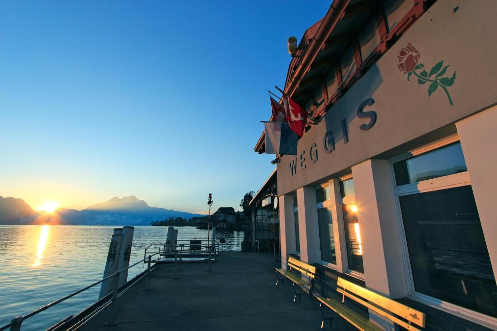 Seehotel Gotthard Weggis Exterior photo